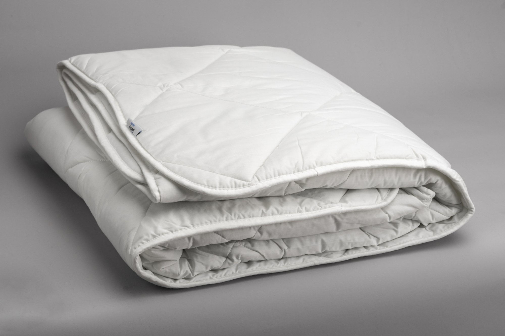 Одеяло, стандарт, 172х200 см, 300 г/м2, микрофибра гладь (100% ПЭ)/ холфитекс: 1/6